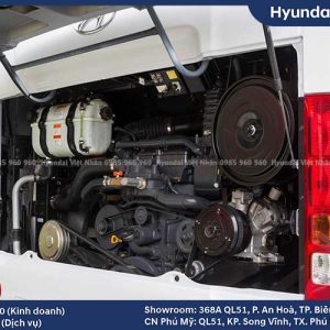 Xe khách Universe trang bị động cơ D6CK