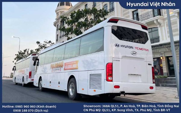 Thiết kế đuôi xe Universe