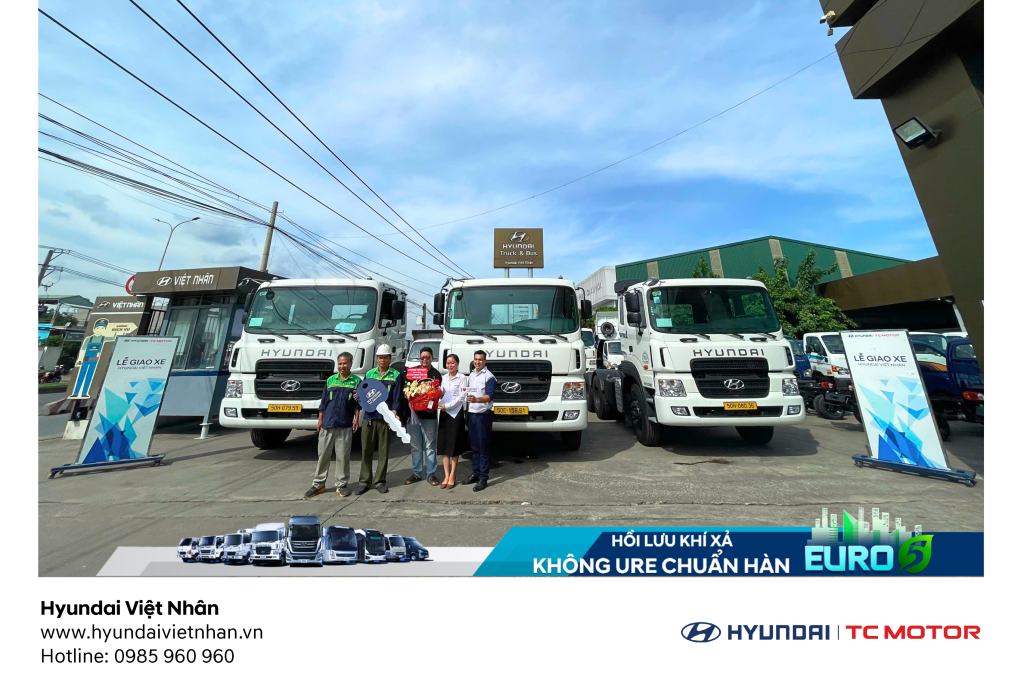 bàn giao xe tháng 6