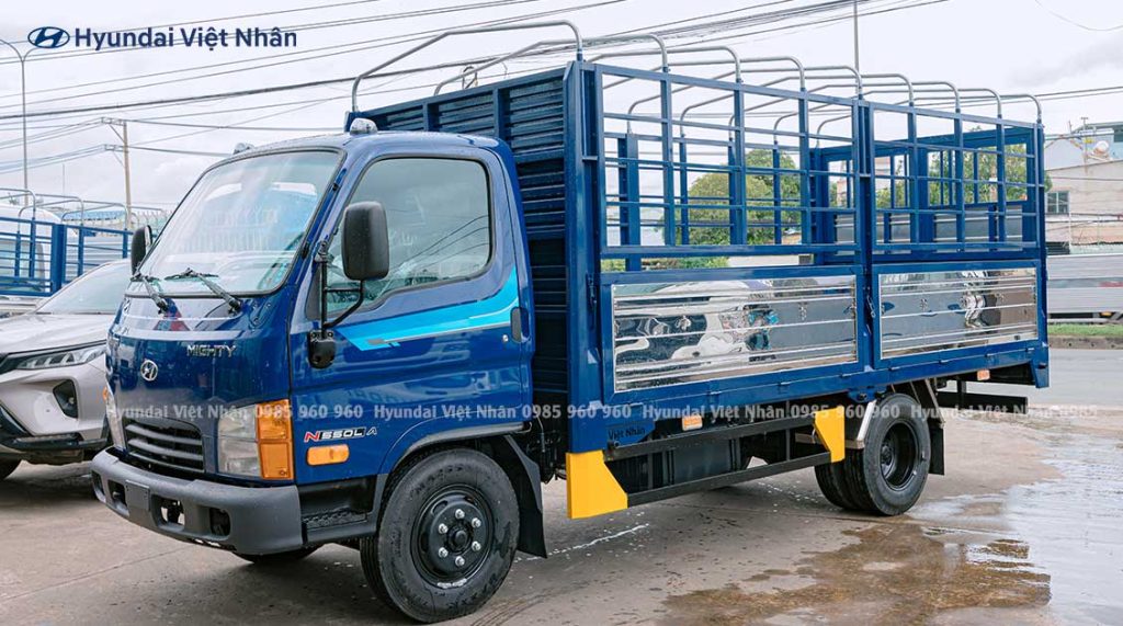 Hyundai 2.5 tấn Mighty N550LA thùng mui bạt 4m5