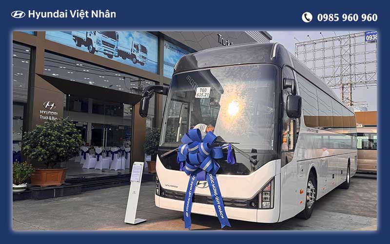 Khu vực trưng bày xe Universe Prestige
