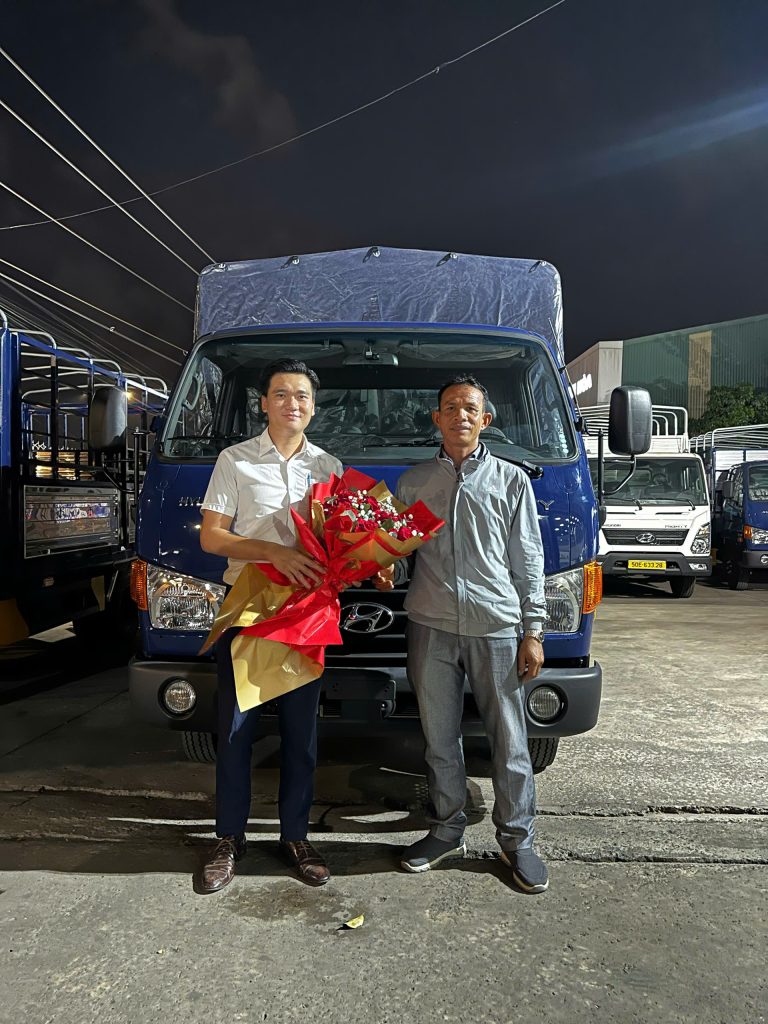 Bàn giao xe tháng 3